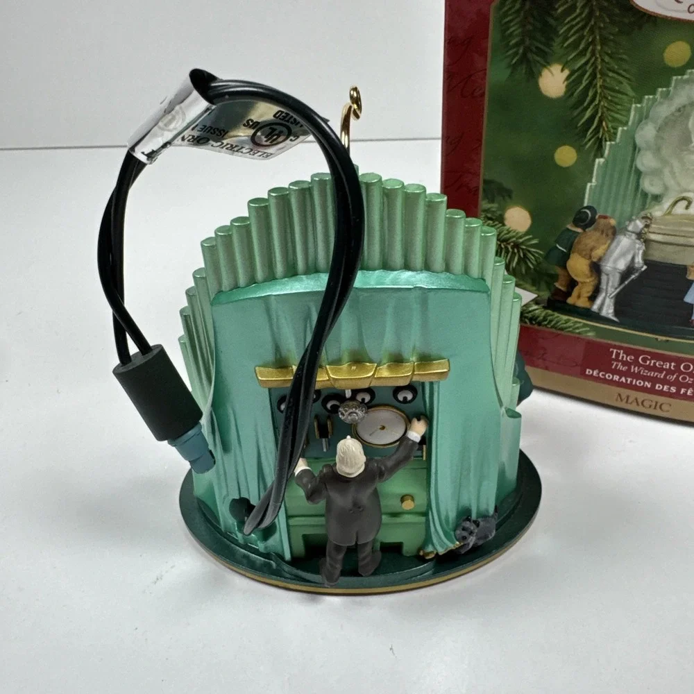 Hallmark Keepsake Ornament The Great Oz The Wizard of Oz 2000